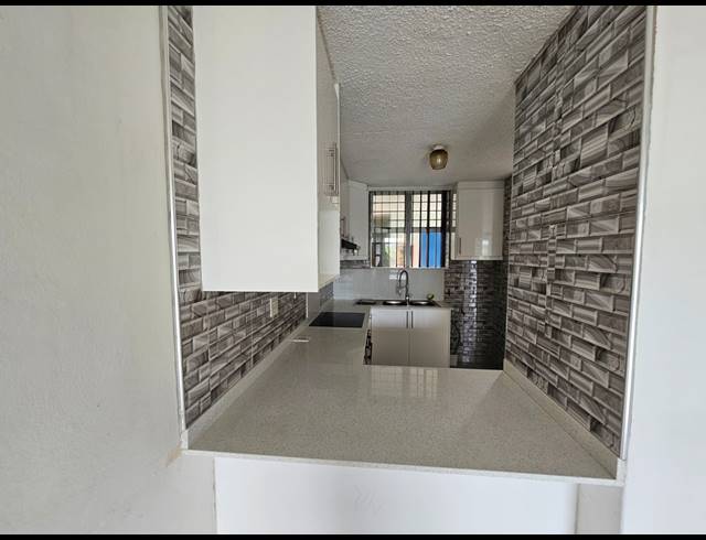 2 BEDROOM APARTMENT RENTED IN DOONSIDE